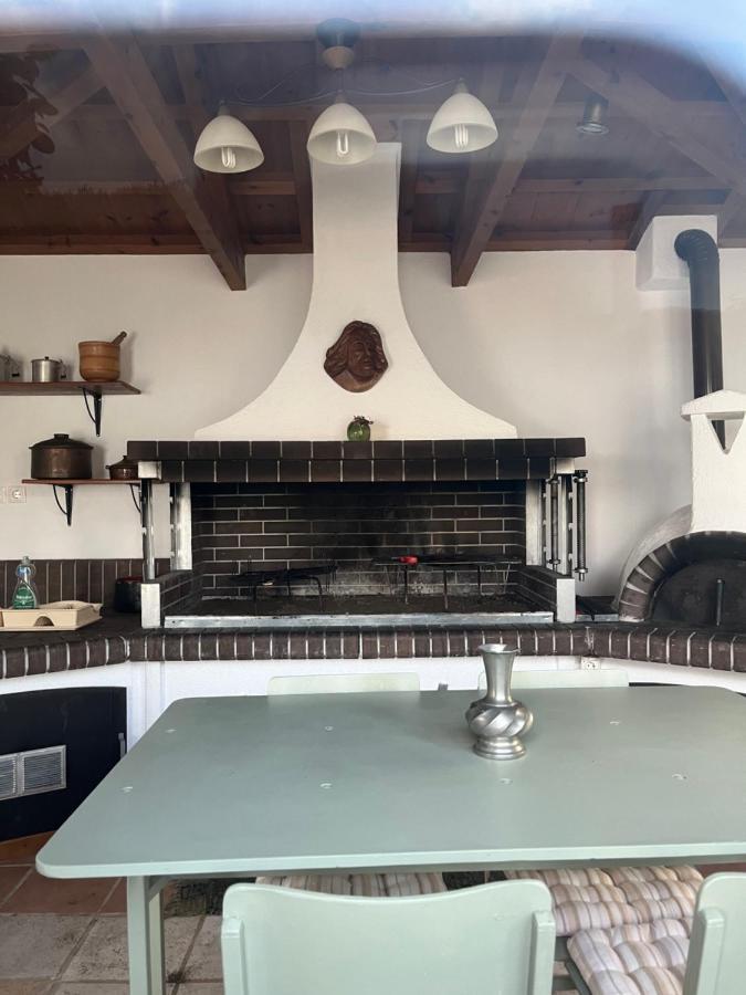 Villa Ouranos In Pefkias Skopelos Town Bagian luar foto