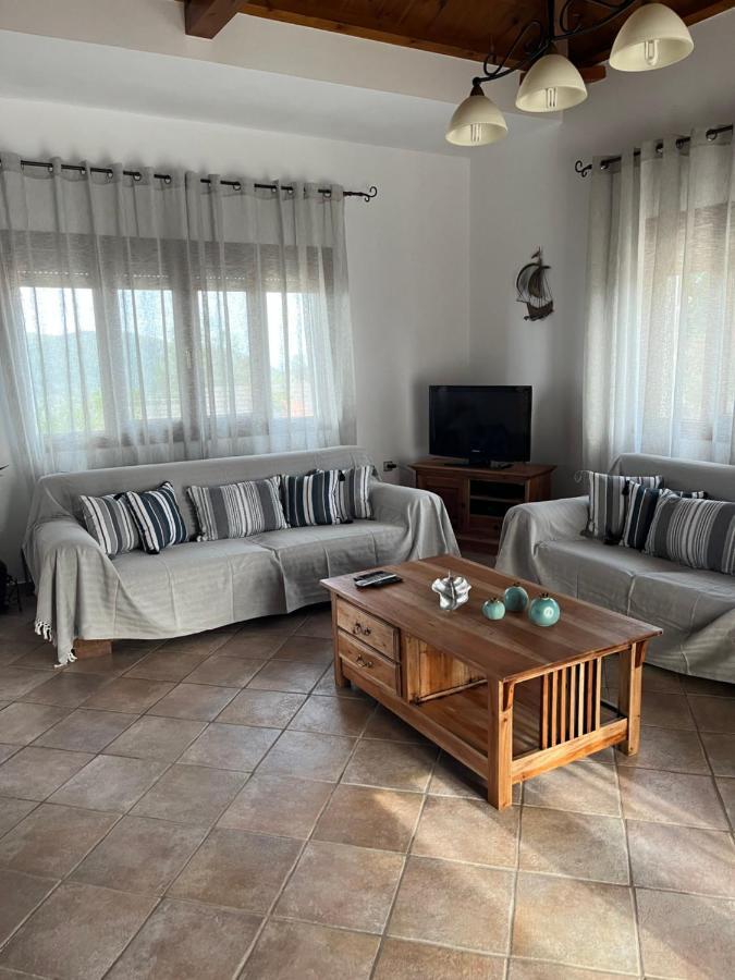 Villa Ouranos In Pefkias Skopelos Town Bagian luar foto